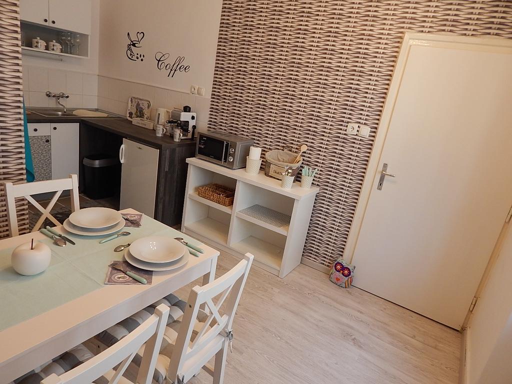 Ferencesek Apartman Печ Екстериор снимка